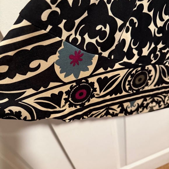 Vintage Diane Von Furstenberg 100% Silk Black Print Wrap Dress Size 4 - Picture 6 of 10